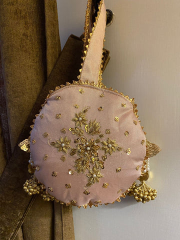 KASHMIRI CHAI PINK BATWA – A Dream for Engagement Brides For Bridal/Wedding